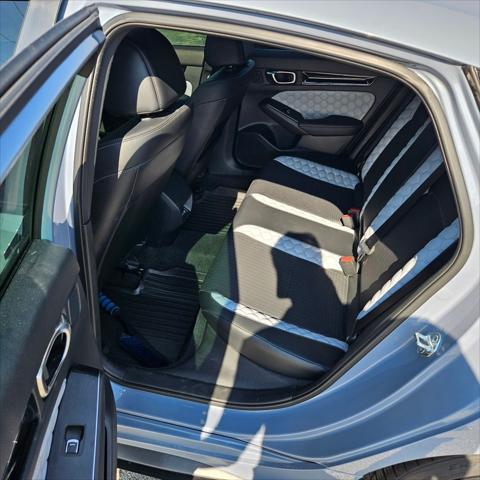 Photo of 2022 Sonic Gray Pearl Honda Civic