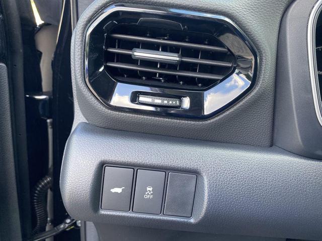 Photo of 2025 Crystal Black Pearl Honda Pilot