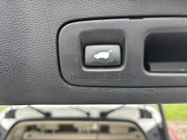 Photo of 2021 Platinum White Pearl Honda CR-V