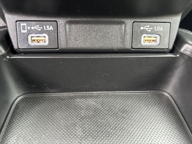 Photo of 2021 Platinum White Pearl Honda CR-V