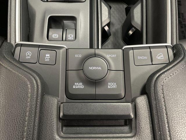 Photo of 2024 Celestial Silver Metallic Toyota Grand Highlander