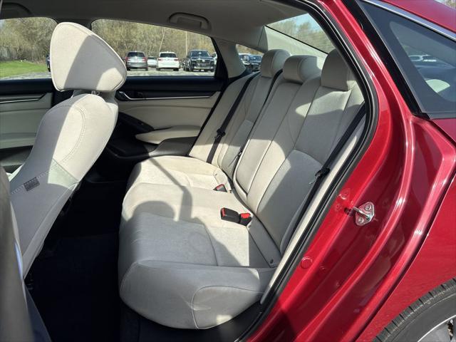 Photo of 2018 Radiant Red Metallic Honda Accord