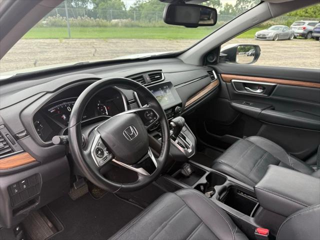 Photo of 2018 White Diamond Pearl Honda CR-V