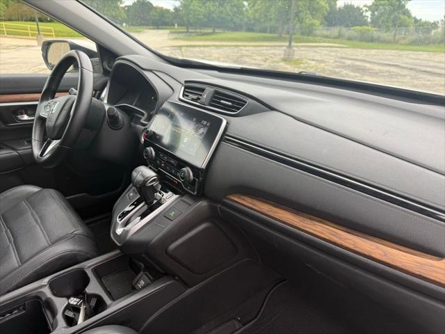 Photo of 2018 White Diamond Pearl Honda CR-V