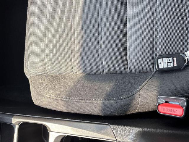 Photo of 2021 Platinum White Pearl Honda CR-V