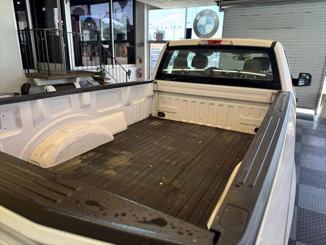 Photo of 2019 Oxford White Ford F-150