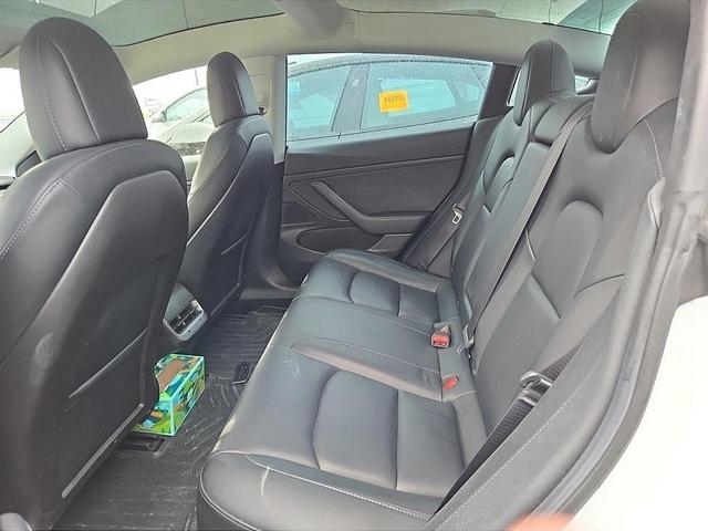 Photo of 2019 Pearl White Multi-Coat Tesla Model 3