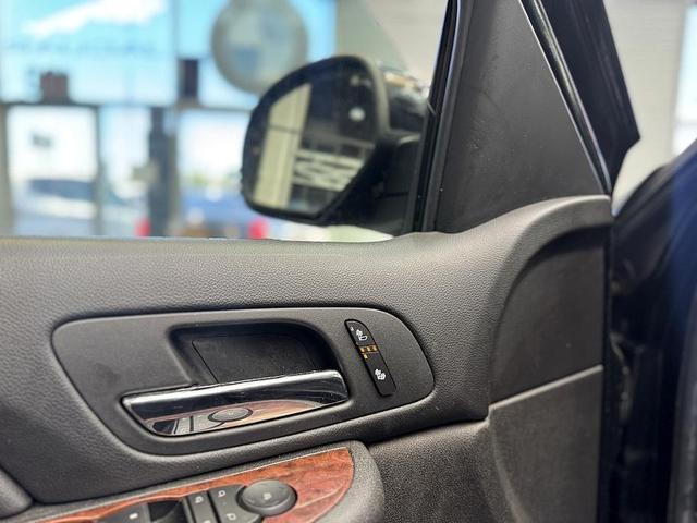 Photo of 2008 Black Chevrolet Tahoe Hybrid