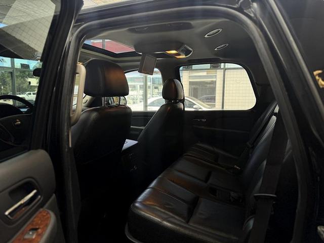 Photo of 2008 Black Chevrolet Tahoe Hybrid