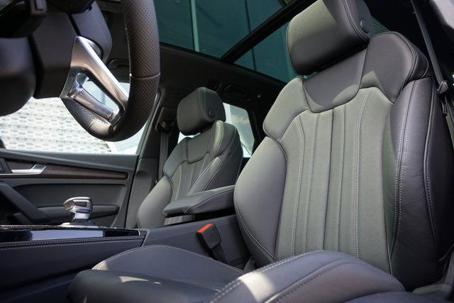 Photo of 2025 Daytona Gray Pearl Effect Audi Q5