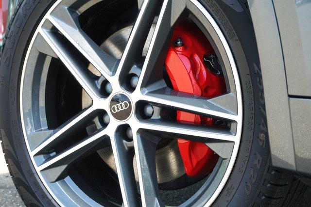 Photo of 2025 Daytona Gray Pearl Effect Audi Q5