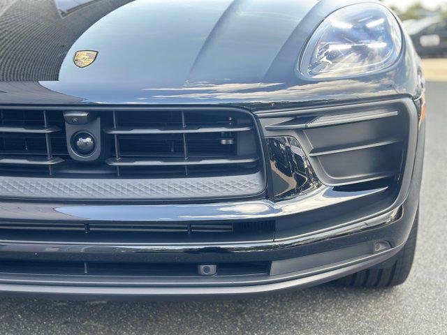 Photo of 2025 Black Porsche Macan