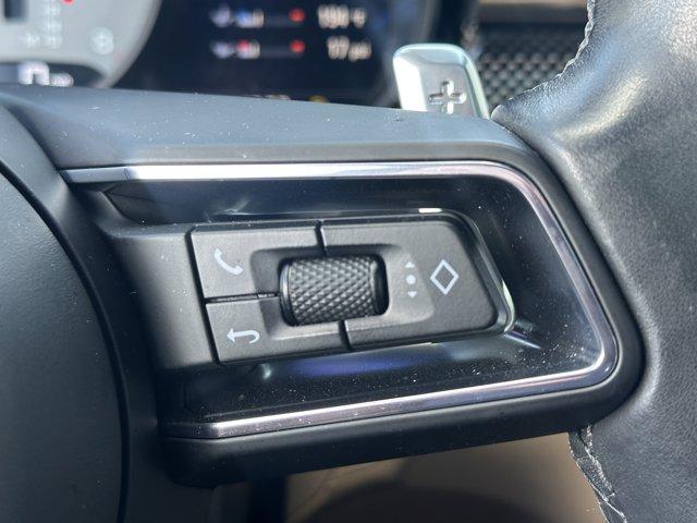 Photo of 2022 Gentian Blue Metallic Porsche Macan