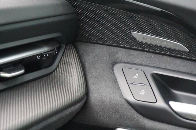 Photo of 2025 Tambora Gray Metallic Audi SQ5