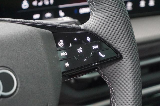 Photo of 2025 Tambora Gray Metallic Audi SQ5