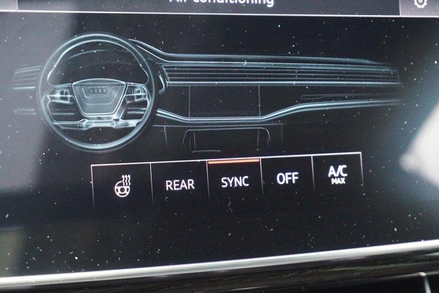 Photo of 2025 Mythos Black Metallic Audi Q8