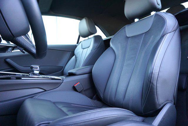Photo of 2024 Daytona Gray Pearl Effect/Black Roof Audi A5