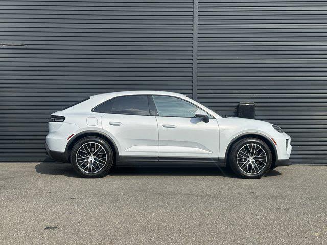 Photo of 2025 Ice Grey Metallic Porsche Macan
