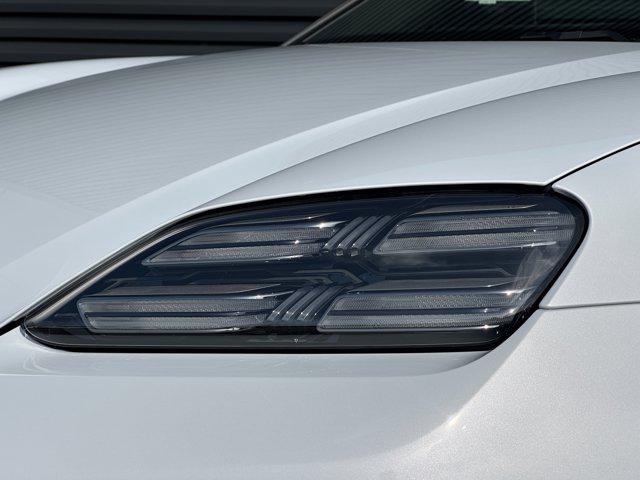 Photo of 2025 Ice Grey Metallic Porsche Macan