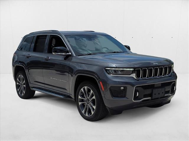 Photo of 2022 Baltic Gray Metallic Clearcoat Jeep Grand Cherokee