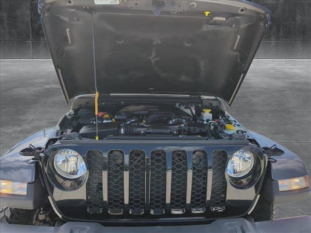 Photo of 2021 Granite Crystal Metallic Clearcoat Jeep Gladiator