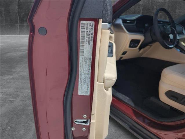 Photo of 2025 Velvet Red Pearlcoat Jeep Grand Cherokee