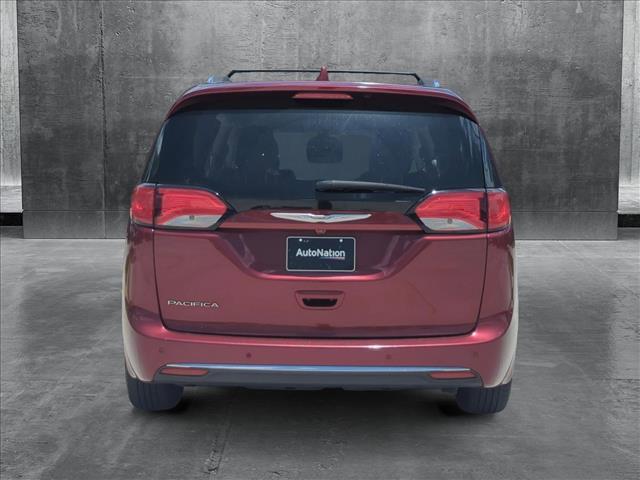 Photo of 2017 Velvet Red Pearlcoat Chrysler Pacifica
