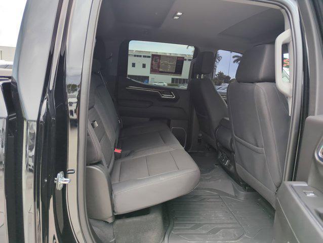 Photo of 2023 Onyx Black GMC Sierra 1500