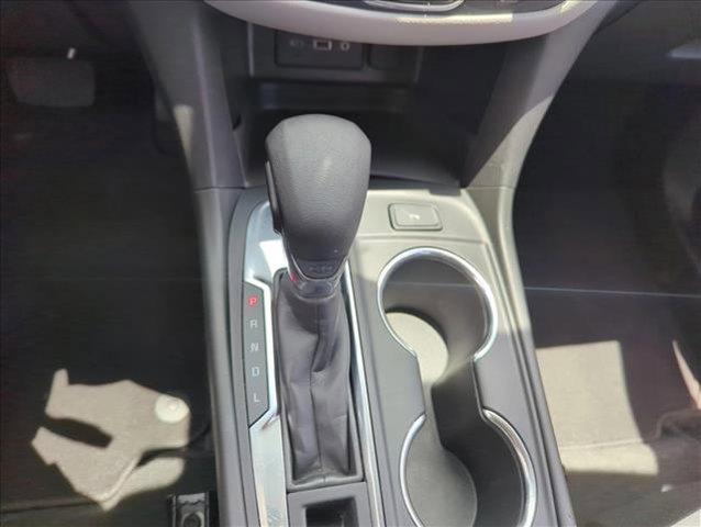 Photo of 2022 Summit White Chevrolet Equinox