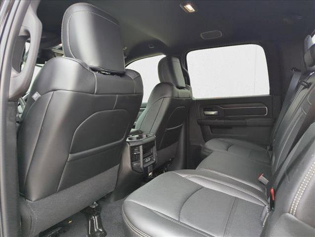 Photo of 2025 Diamond Black Crystal Pearlcoat RAM 2500