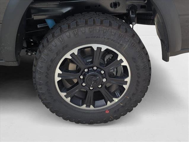 Photo of 2025 Diamond Black Crystal Pearlcoat RAM 2500