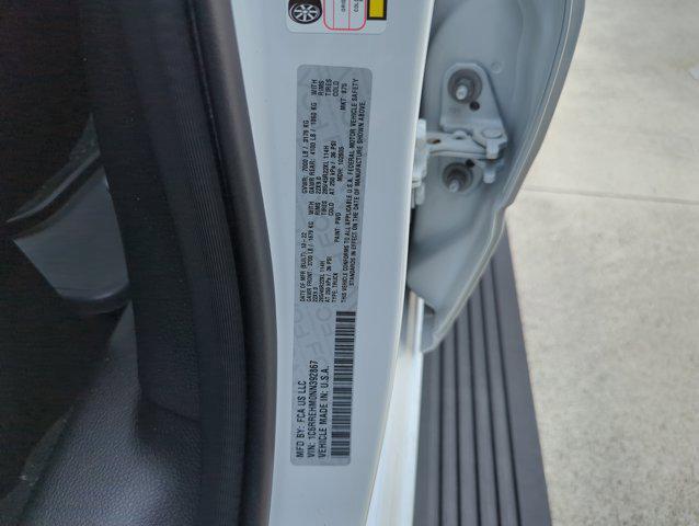 Photo of 2022 Ivory White Tri-Coat Pearlcoat RAM 1500