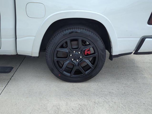 Photo of 2022 Ivory White Tri-Coat Pearlcoat RAM 1500