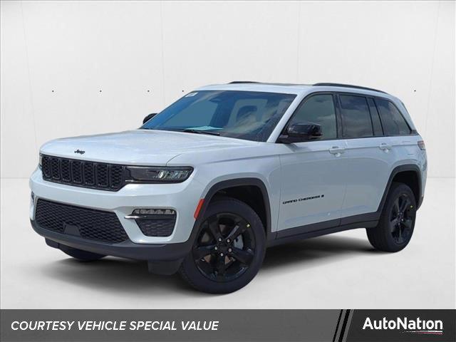 Photo of 2025 Bright White Clearcoat Jeep Grand Cherokee