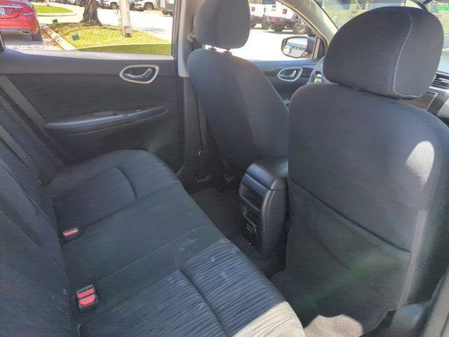 Photo of 2019 Gun Metallic Nissan Sentra
