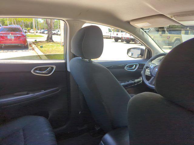 Photo of 2019 Gun Metallic Nissan Sentra