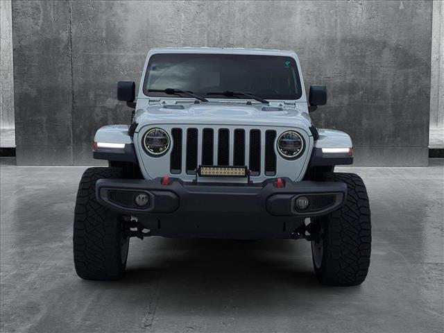 Photo of 2018 Bright White Clearcoat Jeep Wrangler Unlimited