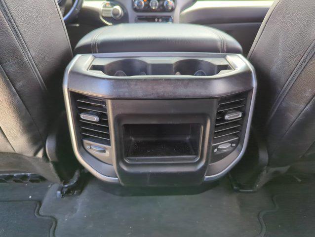 Photo of 2022 Diamond Black Crystal Pearlcoat RAM 1500