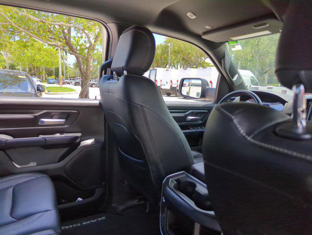 Photo of 2022 Diamond Black Crystal Pearlcoat RAM 1500
