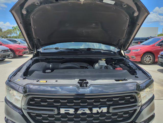 Photo of 2022 Diamond Black Crystal Pearlcoat RAM 1500