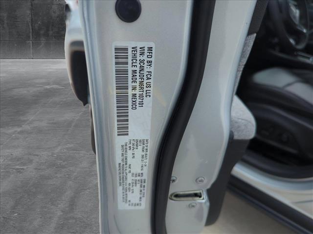 Photo of 2024 Silver Zynith Metallic Clearcoat Jeep Compass