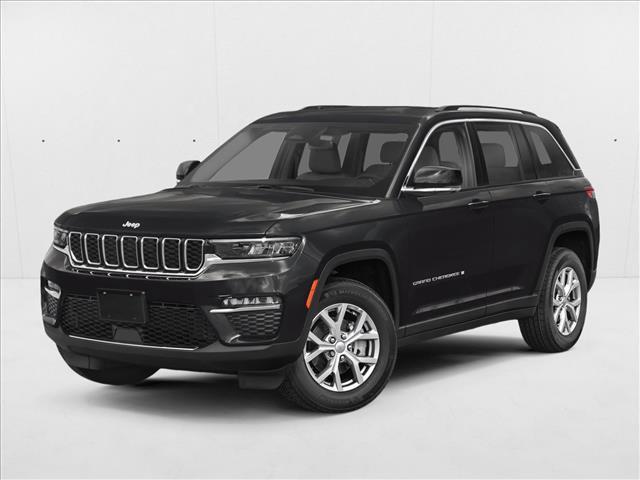 Photo of 2025 Diamond Black Crystal Pearlcoat Jeep Grand Cherokee