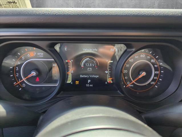 Photo of 2025 Bright White Clearcoat Jeep Wrangler