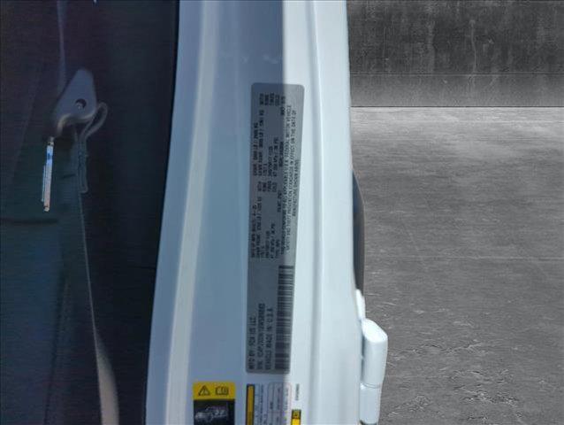 Photo of 2025 Bright White Clearcoat Jeep Wrangler
