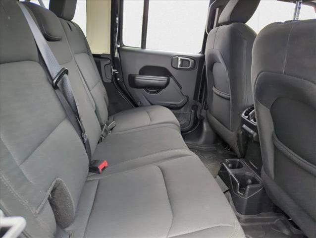 Photo of 2019 Black Clearcoat Jeep Wrangler Unlimited
