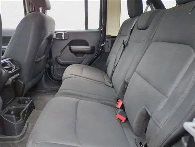 Photo of 2019 Black Clearcoat Jeep Wrangler Unlimited