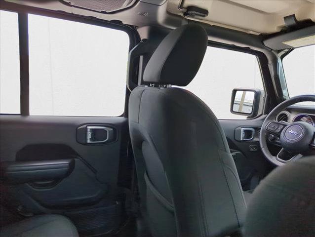 Photo of 2019 Black Clearcoat Jeep Wrangler Unlimited