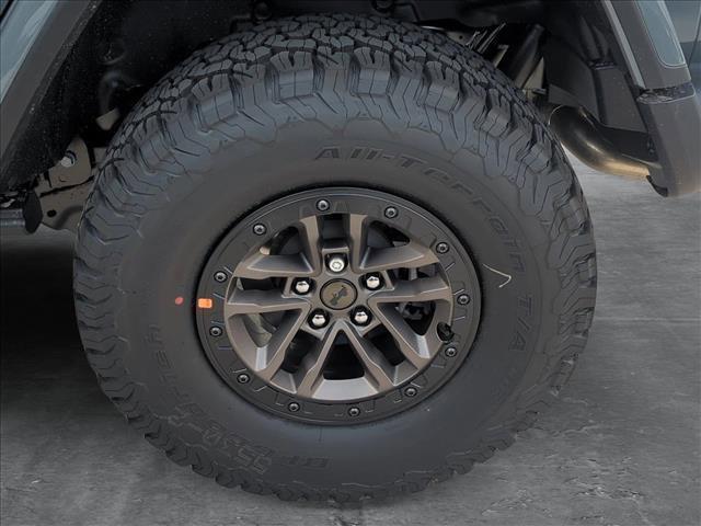 Photo of 2025 Anvil Clearcoat Jeep Wrangler