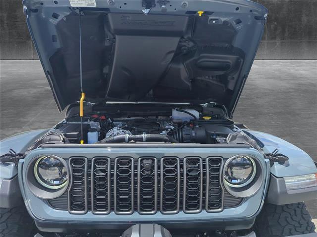 Photo of 2025 Anvil Clearcoat Jeep Wrangler