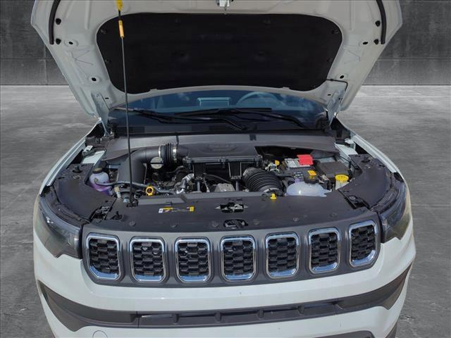 Photo of 2025 Bright White Clearcoat Jeep Compass